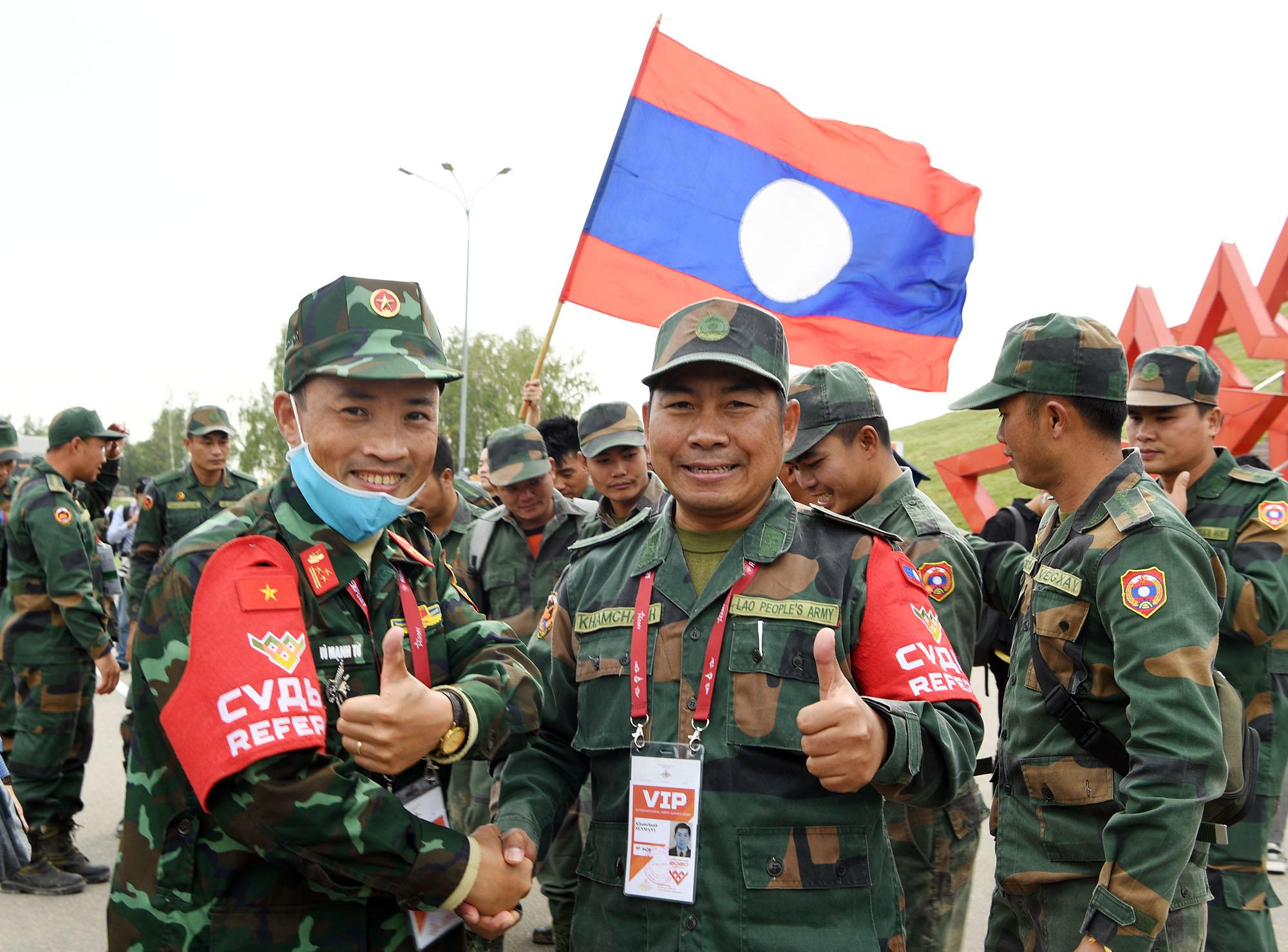 Bài 4: Cầu nối hữu nghị